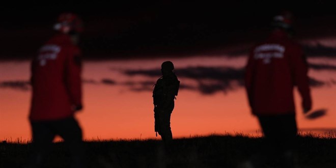 Jetin enkaz�n�n oldu�u b�lgede g�venlik �nlemleri art�r�ld�