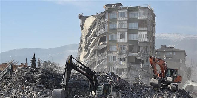 78 ki�inin �ld��� Hakimbey Apartman� davas�nda 4 san��a ceza - Son Dakika Haber