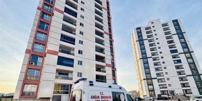 Diyarbak�r'da bo� dairede po�etin i�inde kad�n cesedi bulundu