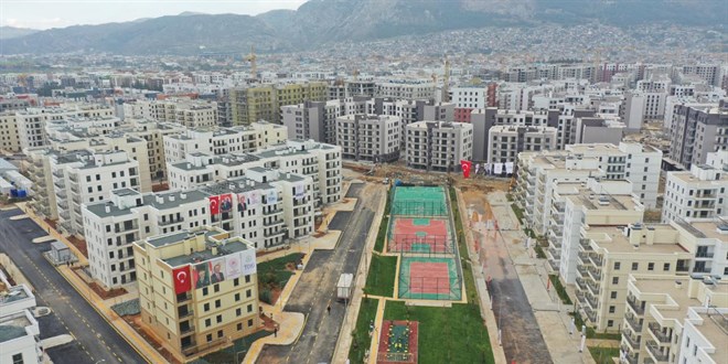 Deprem b�lgesinde tarih yaz�ld�: 455 bin konut haz�r
