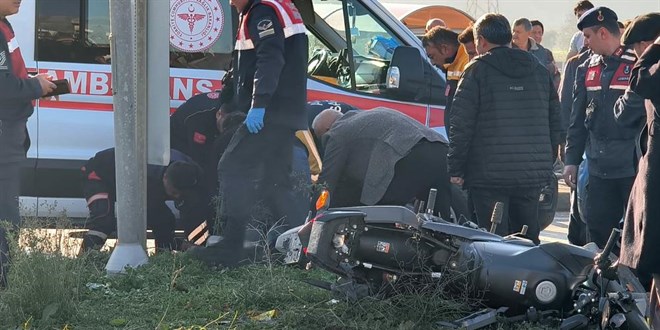 Ambulans �of�r� kazada hayat�n� kaybetti - Son Dakika Haber