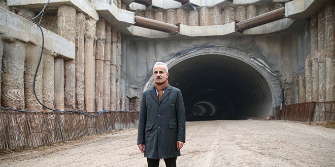 8,5 kilometrelik dev t�nelde ilk ���k g�r�nd� - Son Dakika Haber