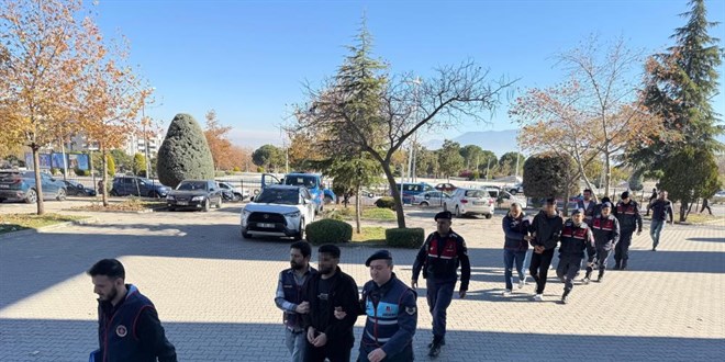 150 milyonluk h�rs�zl�k yapan kasa fareleri operasyonlarla yakaland�