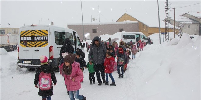 Zonguldak ve Beyt���ebap'ta e�itime 1 g�n ara - Son Dakika Haber