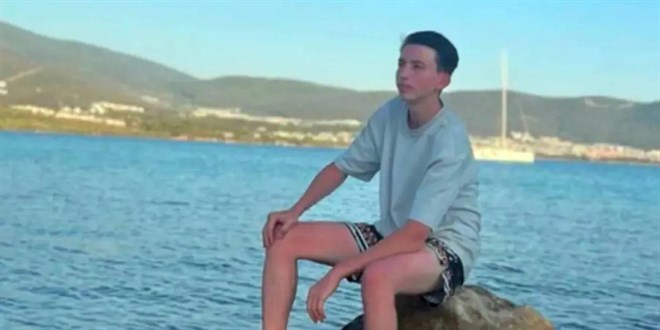 Ehliyet s�nav�nda kalp krizi ge�iren 18 ya��ndaki gen�  hayat�n� kaybetti - Son Dakika Haber