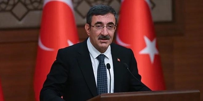 Cevdet Y�lmaz'dan Bayraktar KIZILELMA payla��m�