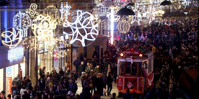 �stanbul'da y�lba�� �nlemleri: 50 bin personel sahada