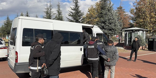 Paravan �irketlerle 328 milyonluk vurgun: 15 tutuklama