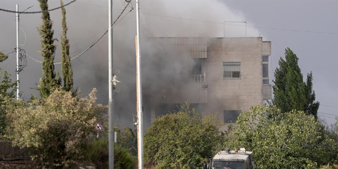 �srail Bat� �eria'da evlere gaz bombas� at�yor - Son Dakika Haber