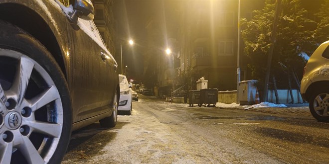 �stanbul i�in karla kar���k ya�mur ve don uyar�s�