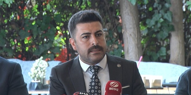 Gen� Sa�l�k Sendikas�'ndan Bursa'da Att ve Paramediklere Zorunlu S�r�c�l�k Uygulamas� ve Yeni �al��ma Sistemine �tiraz