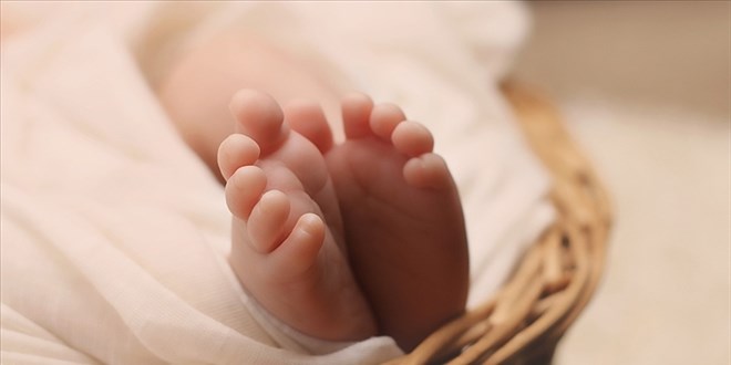 2 ayl�k bebe�in �l�m�ne ili�kin anne, baba, dede ve anneanne tutukland� - Son Dakika Haber