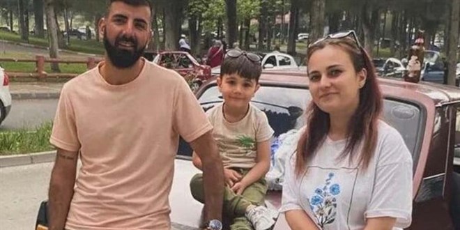 Manisa'da kaza bir aileyi ay�rd�