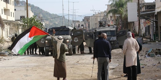 �srail askerlerinin Gazze'de a�t��� ate� sonucu 1'i �ocuk 2 ki�i hayat�n� kaybetti - Son Dakika Haber