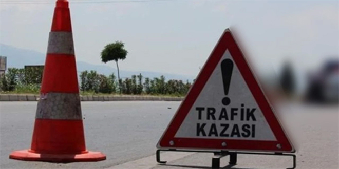 Afyonkarahisar'da t�r ile otomobilin �arp��t��� kazada 1 ki�i �ld�