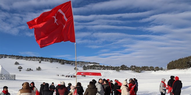 T�rkiye, Sar�kam�� �ehitlerini anmak i�in bir araya geldi