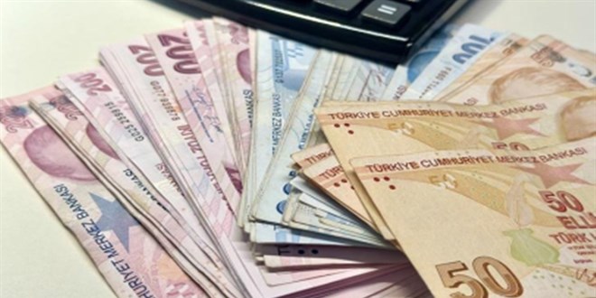 Ya�l� ve engelli ayl�klar� hesaplara yat�r�lmaya ba�land� - Son Dakika Haber