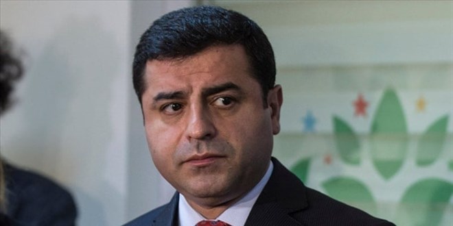 Selahattin Demirta�'a 'Cumhurba�kan�na hakaret' su�undan hapis cezas�