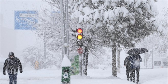 So�uk ve ya���l� hava geri d�n�yor