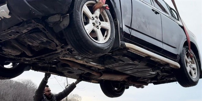 �l� bulunan Elif Kumal'�n arac�nda dikkat �eken ��pheli detaylar