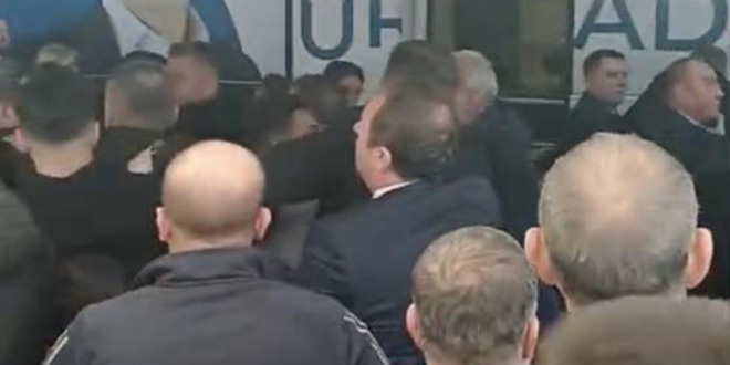 Sald�r� giri�imine maruz kalan Ba�kan Bozbey'den a��klama