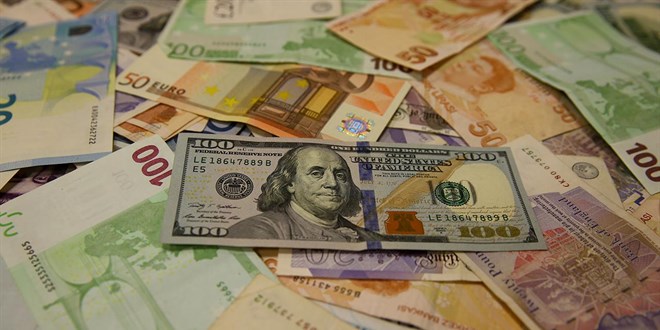 Dolar/TL 43 seviyesinden i�lem g�r�yor