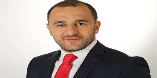 Eski belediye ba�kan�, b��akl� sald�r�da �ld�r�ld�