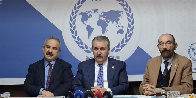 Destici: Milliyet�ilerin aday� Erdo�an, CHP'den T�rk milliyet�isi ��kmaz