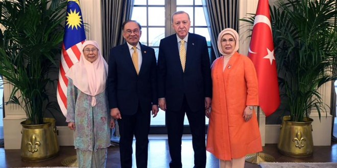 Cumhurba�kan� Erdo�an, Malezya Ba�bakan� �brahim ile g�r��t�