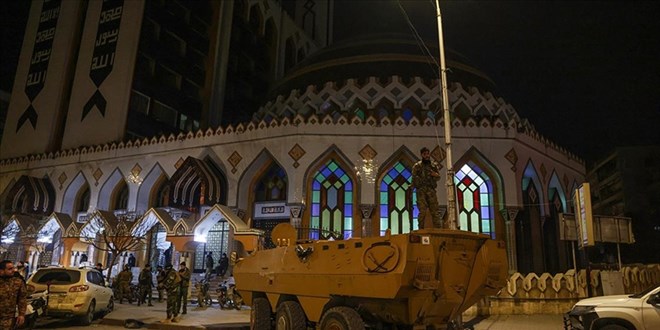 Suriye ordusu, Halep'te YPG/SDG'ye y�nelik nokta operasyonuna yeniden ba�lad�