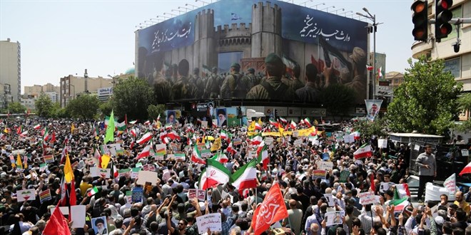 �ran Genel Ba�savc�s�'ndan 'g�stericilere' sert uyar�