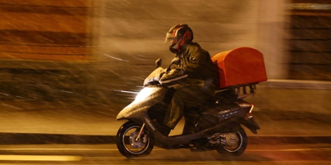 Malatya'da motorlu kuryelerin trafi�e ��k��� yasakland�