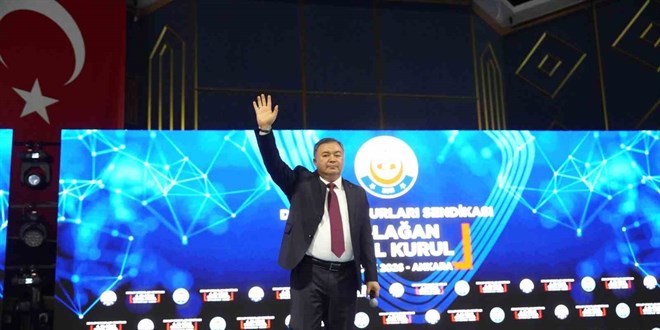 DMS Genel Ba�kan� Tuncay Cengiz G�ven Tazeledi: Genel Yetkiyi Al�p Masaya Yumru�umuzu Vuraca��z!