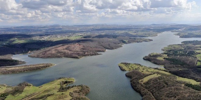 �stanbul'da su t�ketimi rekor k�rd�: �merli Baraj�'n�n 5 kat� su harcand�