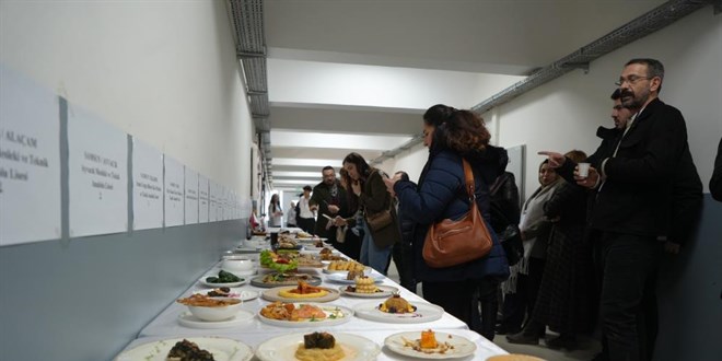 Tencere kaynad�, h�nerler konu�tu: Liseli �efler yar��t� - Son Dakika Haber