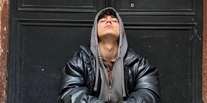 Hakan �ak�r cinayeti davas� ba�lad�. Duru�ma �ncesi arbede ��kt� - Son Dakika Haber