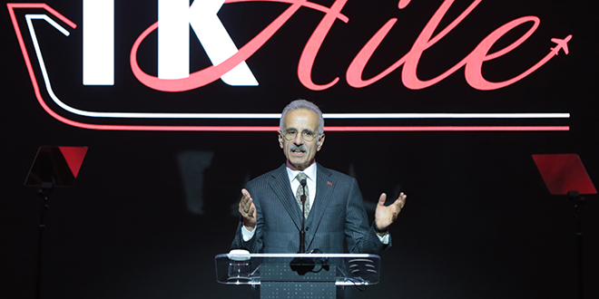 Havac�l�kta Cumhuriyet rekoru: 2025 y�l� 247 milyon yolcuyla kapand�