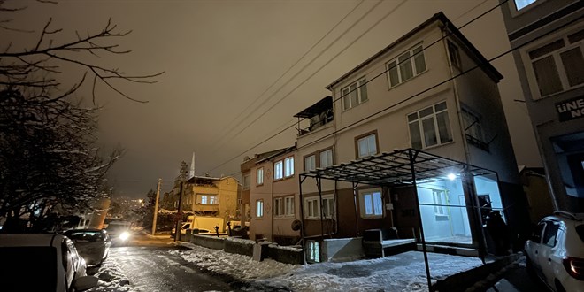 Kayseri'de 1,5 ya��ndaki bebek evinde �l� bulundu - Son Dakika Haber