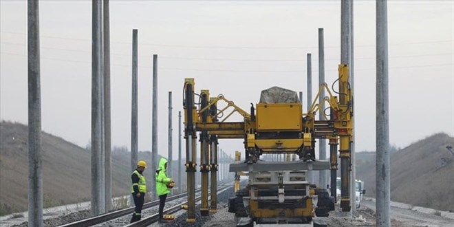 Kamu yat�r�mlar�na bu y�l i�in 1,9 trilyon liral�k �denek ayr�ld�