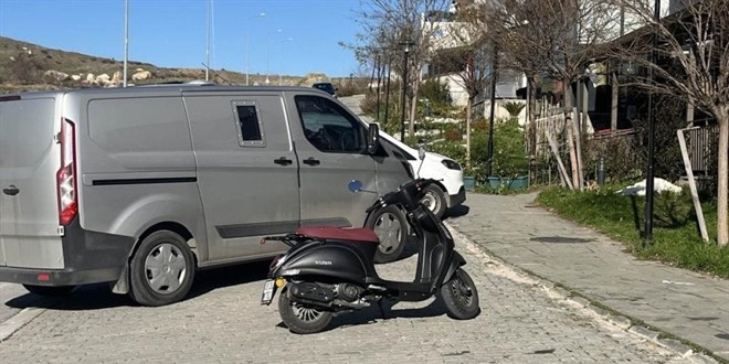 �zmir'de para nakil arac�n� soyan 9 ��pheli tutukland� - Son Dakika Haber