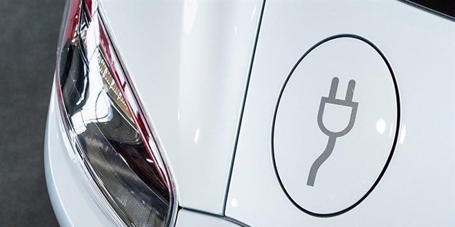 Elektrikli otomobiller 2025'te iki kat�na ��kt� - Son Dakika Haber