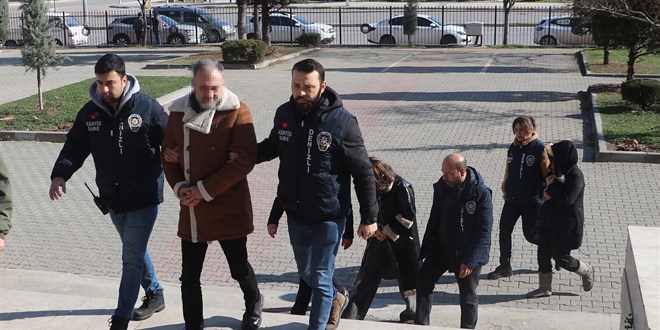 Denizli'de 'yasa d��� k�rtaj' operasyonu: 8 g�zalt� - Son Dakika Haber
