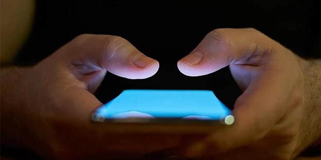 Y�ksek takip�ili 15 sosyal medya hesab�na eri�im engeli