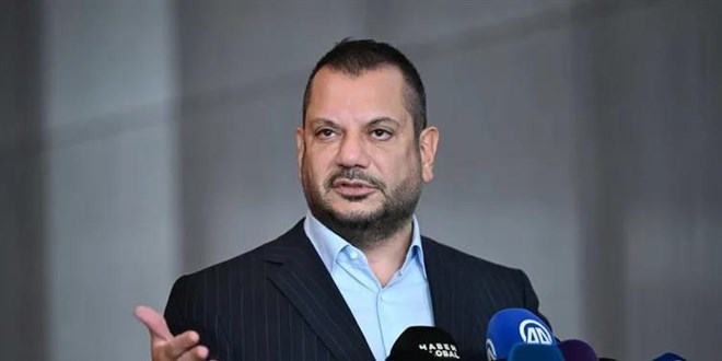 Trabzonspor Ba�kan� Do�an'�n arac�na sald�r�!