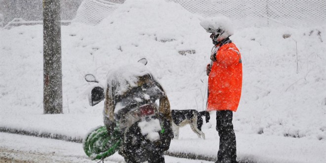 Buzlanma ve kar esareti: �ki ilde kurye ve motosikletlere yasak geldi