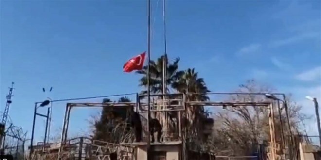 Nusaybin s�n�r�nda bayrak provokasyonu: Soru�turma ba�lat�ld� - Son Dakika Haber