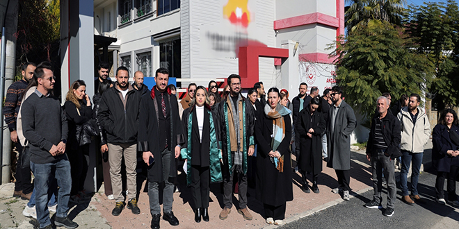 Karne almaya gittiler, okulun iflas etti�ini ��rendiler: 42 ��renci okulsuz kald�