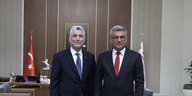 Bakan Bolat: K�br�s T�rk halk�n�n refah� i�in omuz omuzay�z