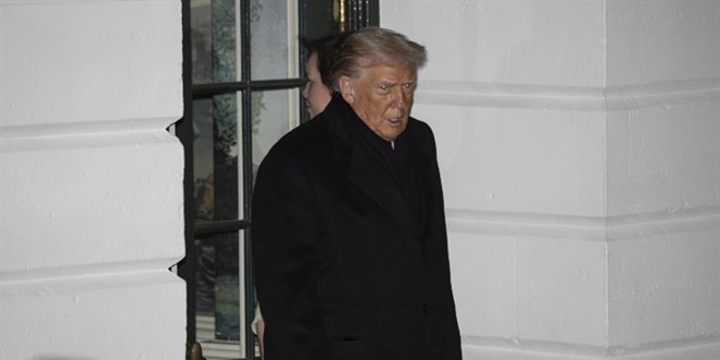 Davos i�in yola ��km��t�. Trump'�n u�a��nda elektrik ar�zas� - Son Dakika Haber