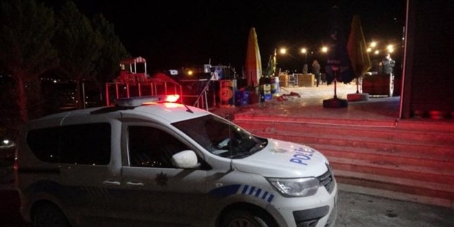 Malatya'da kafede silahl� kavgada 1 ki�i yaraland� - Son Dakika Haber